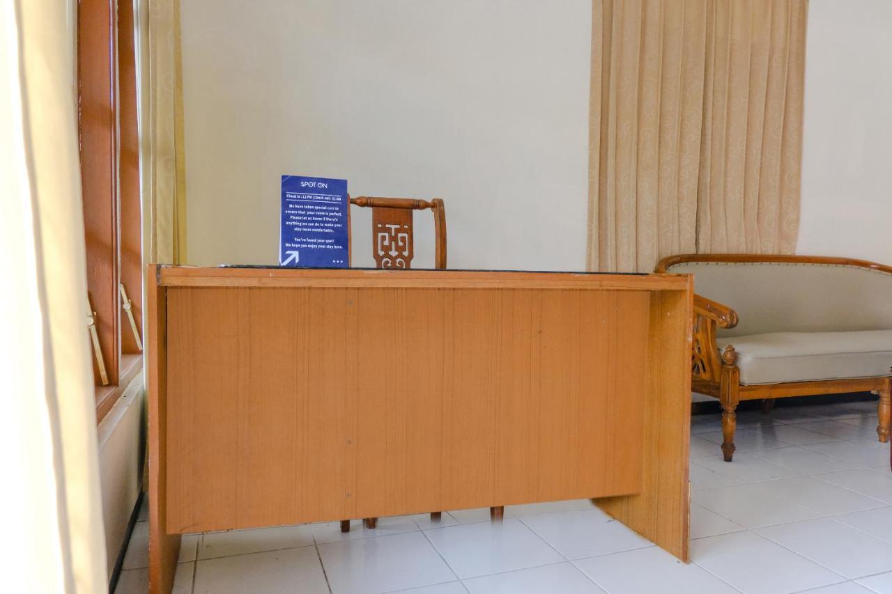 Spot On 2875 Madani Family Syariah Hotel Malang