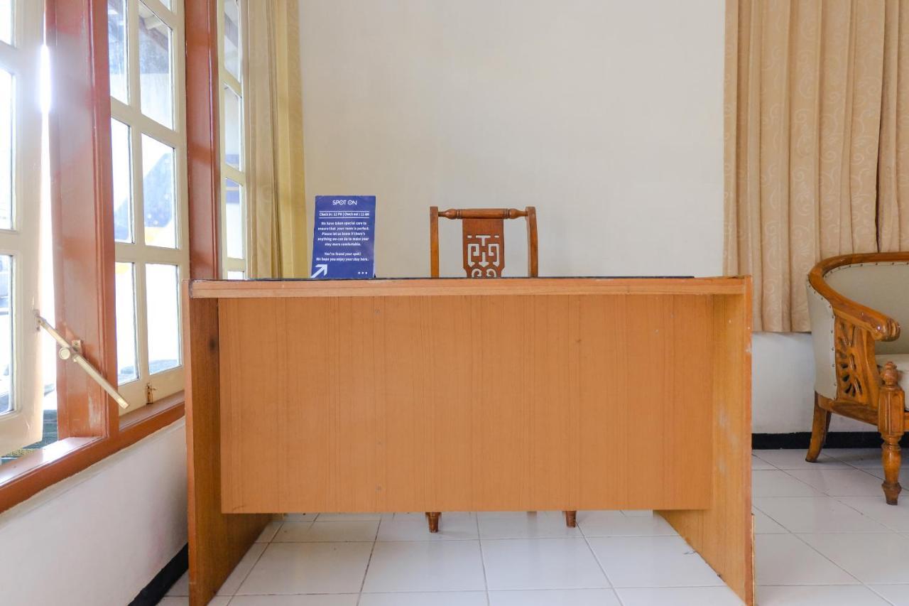 Hotel Spot On 2875 Madani Family Syariah